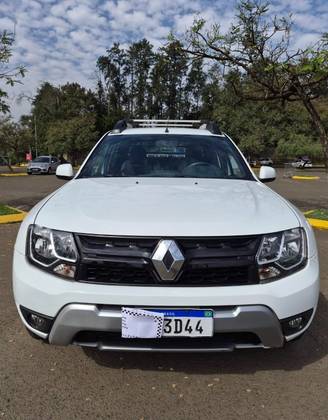 RENAULT DUSTER OROCH 1.6 16V SCE FLEX DYNAMIQUE MANUAL RENAULT DUSTER OROCH 1.6 16V SCE FLEX DYNAMIQUE MANUAL